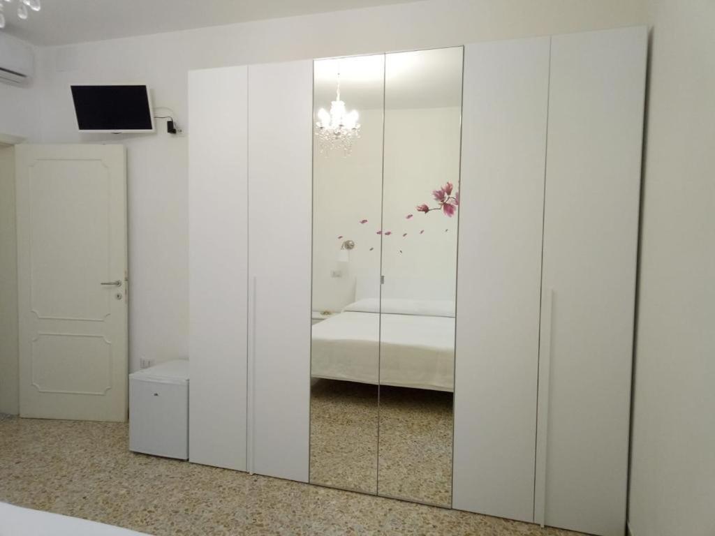 B&Belvedere, Affittacamere San Benedetto del Tronto Buitenkant foto